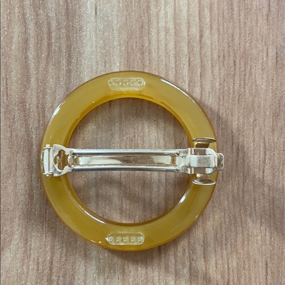 Madewell yellow/orange Acrylic Circle Barrette - Picture 6 of 8